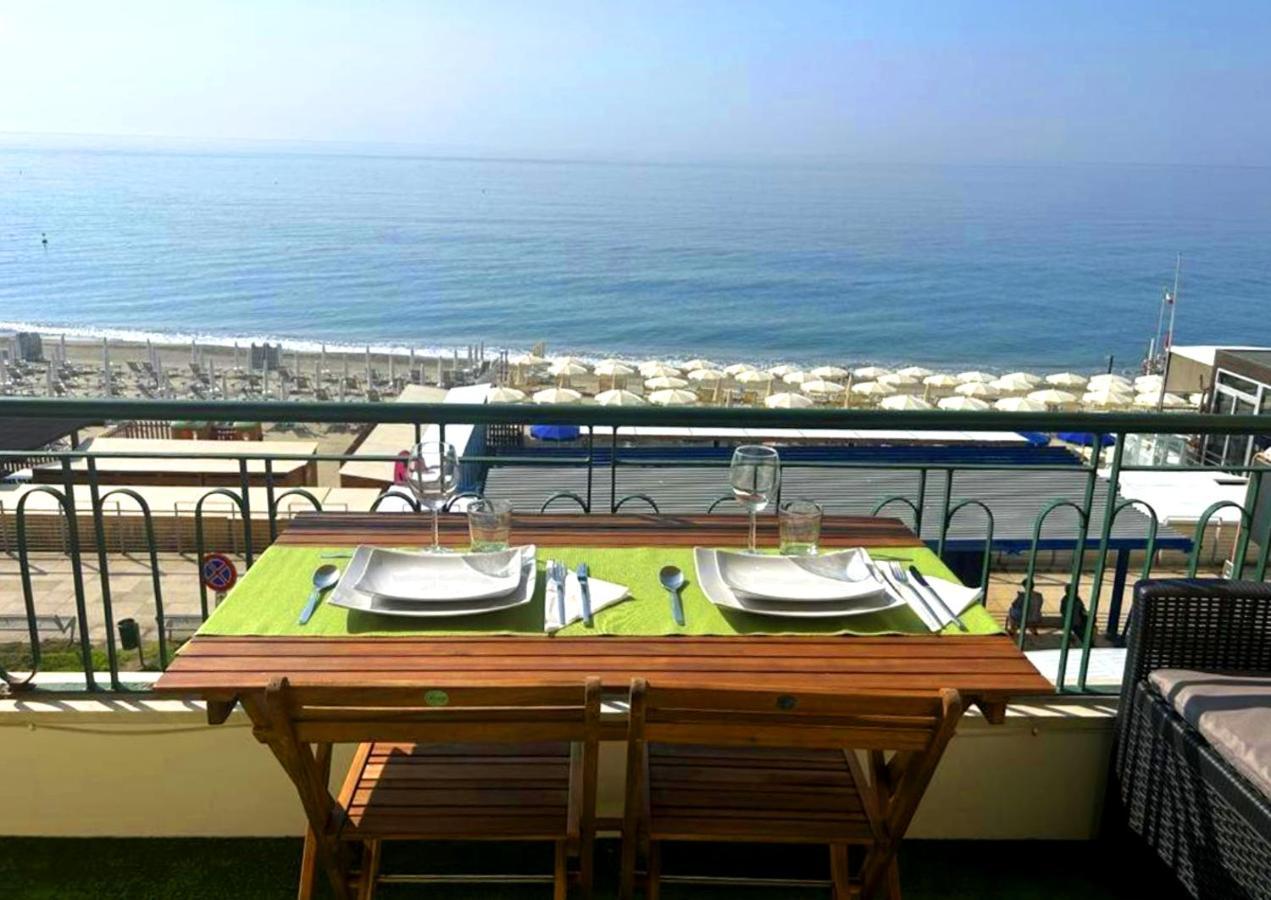 Vista Mare Savona公寓 外观 照片