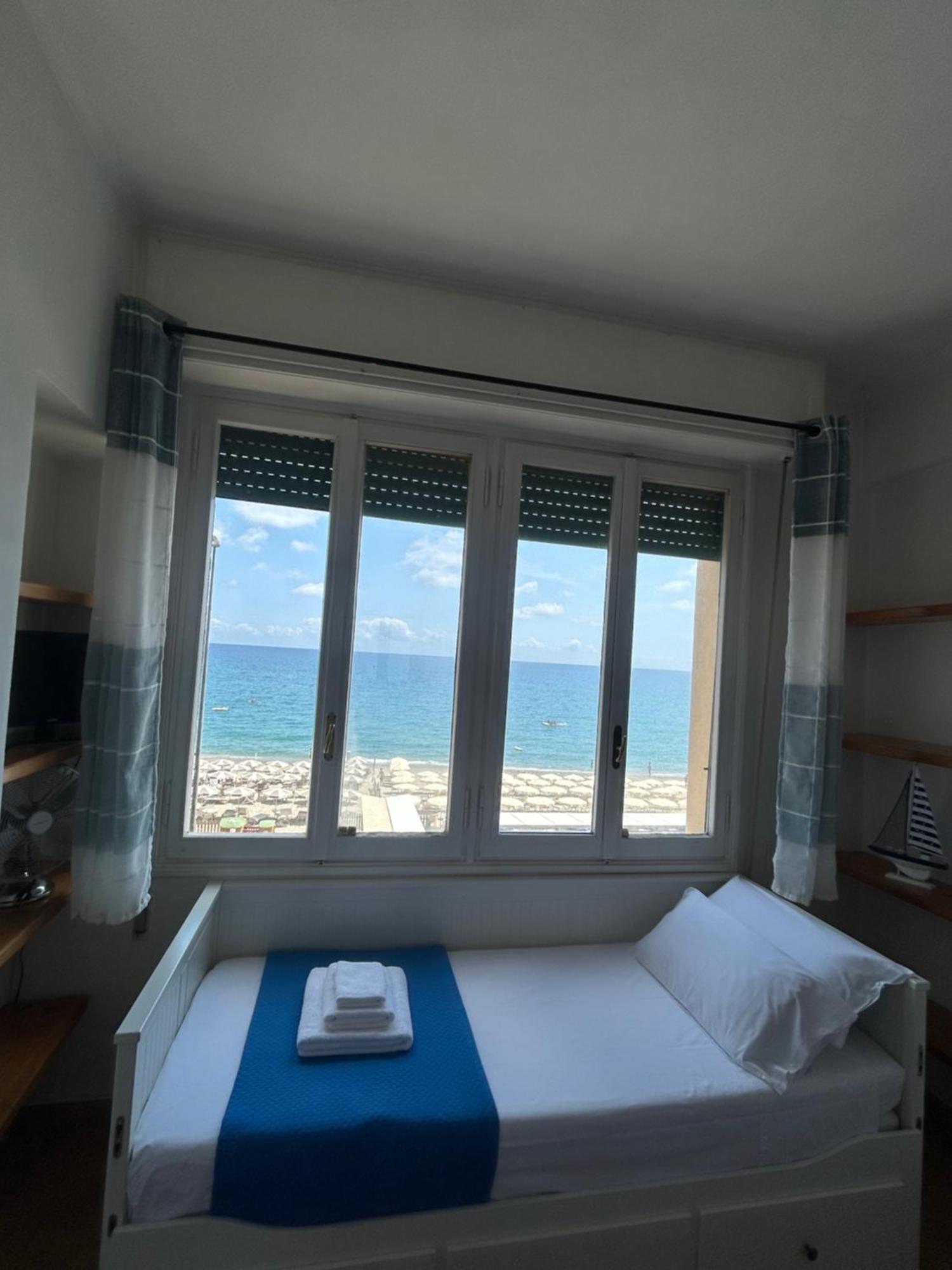 Vista Mare Savona公寓 外观 照片